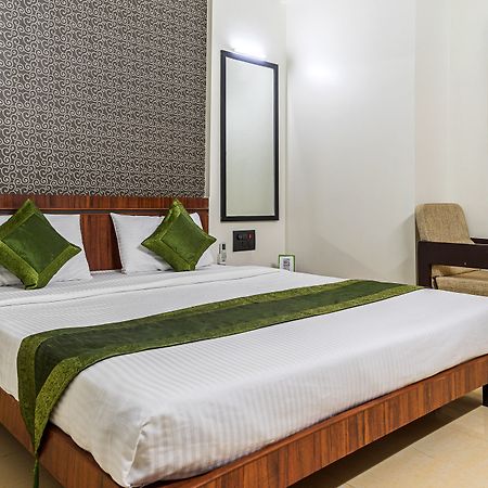 Treebo Trend Royal Kourt Aurangabad Hotel Kültér fotó