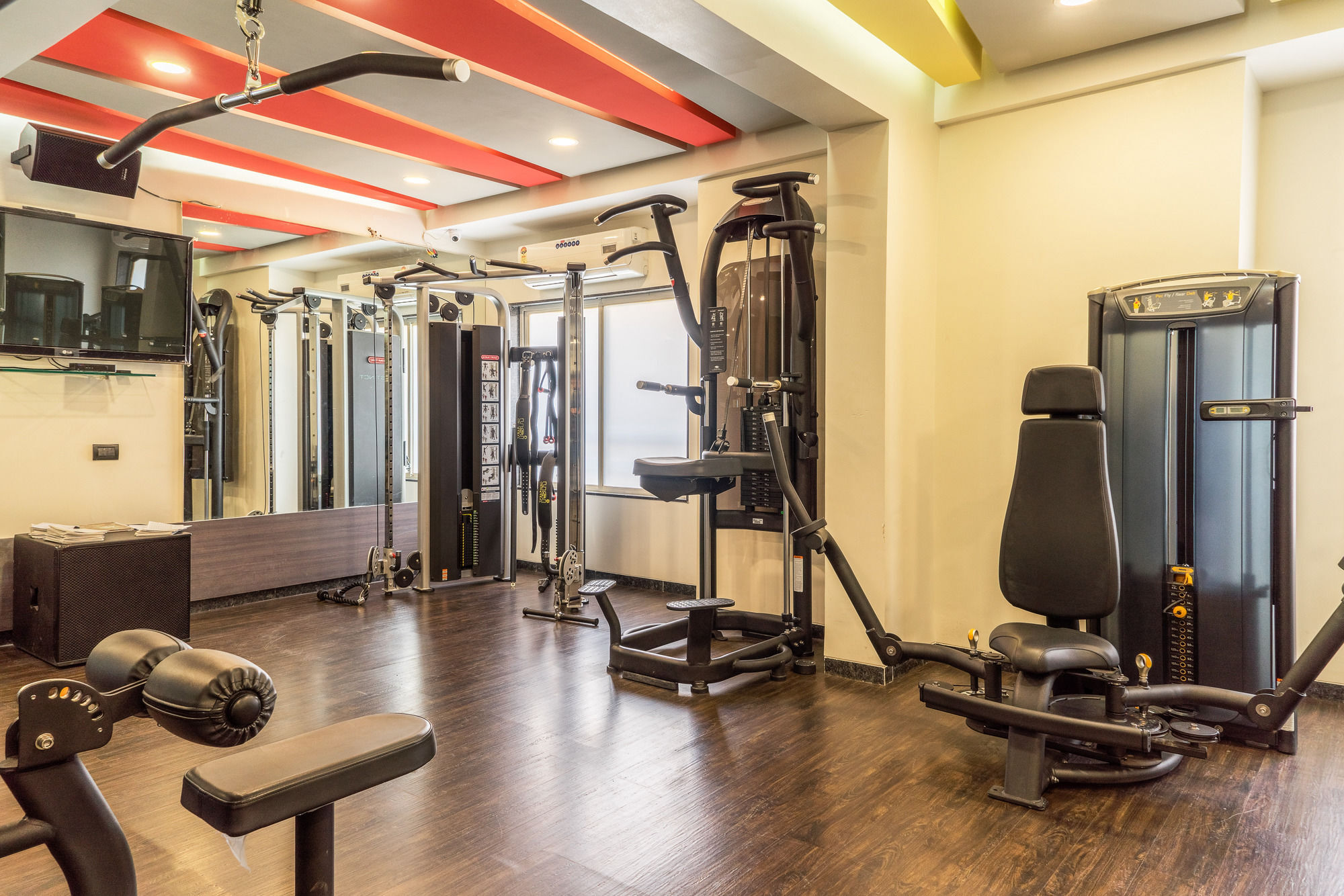 Treebo Trend Royal Kourt Aurangabad Hotel Kültér fotó