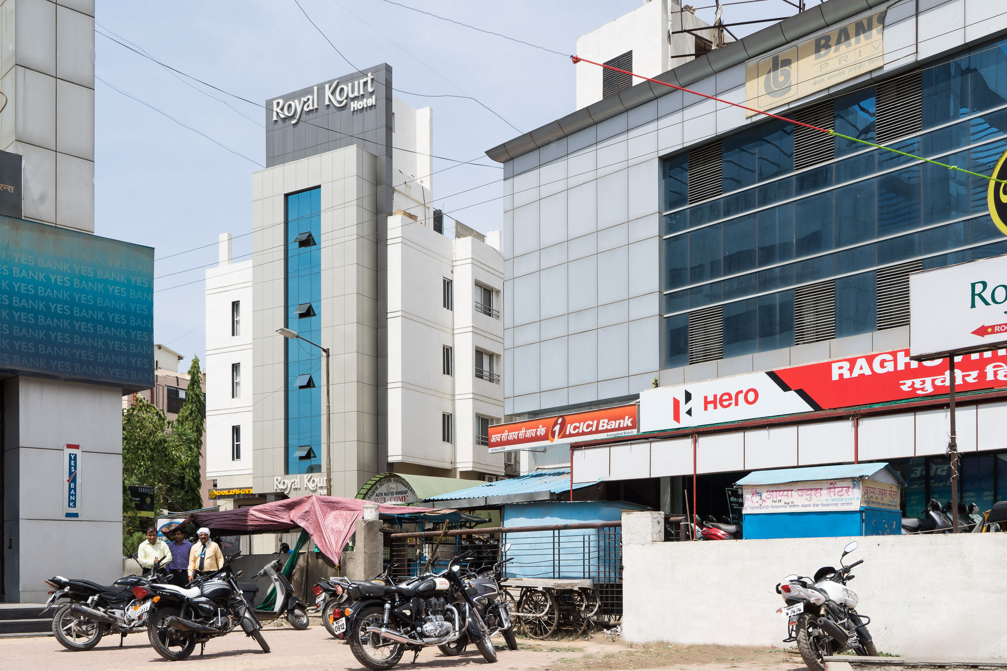 Treebo Trend Royal Kourt Aurangabad Hotel Kültér fotó